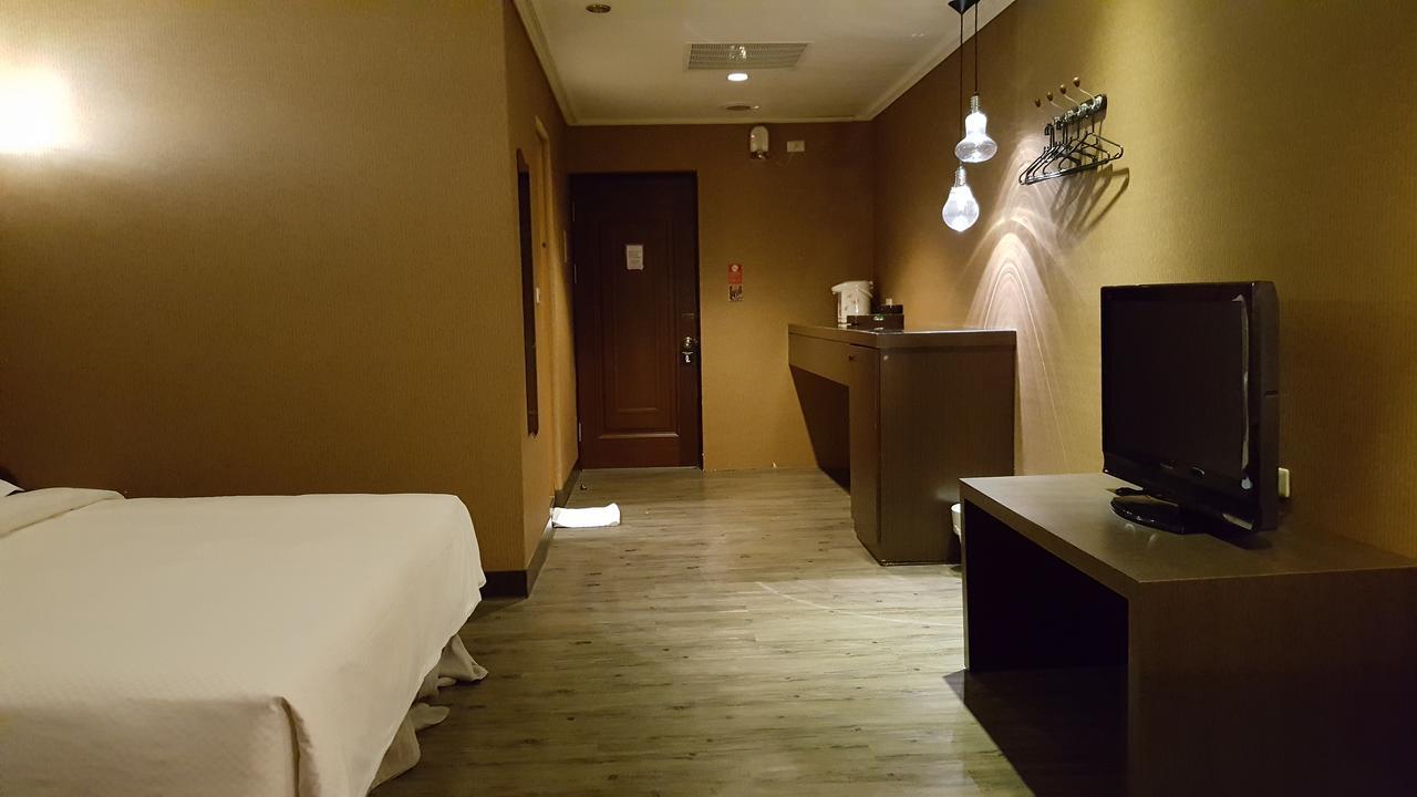 The Riverside Hotel & Motel Cao Hùng Ngoại thất bức ảnh