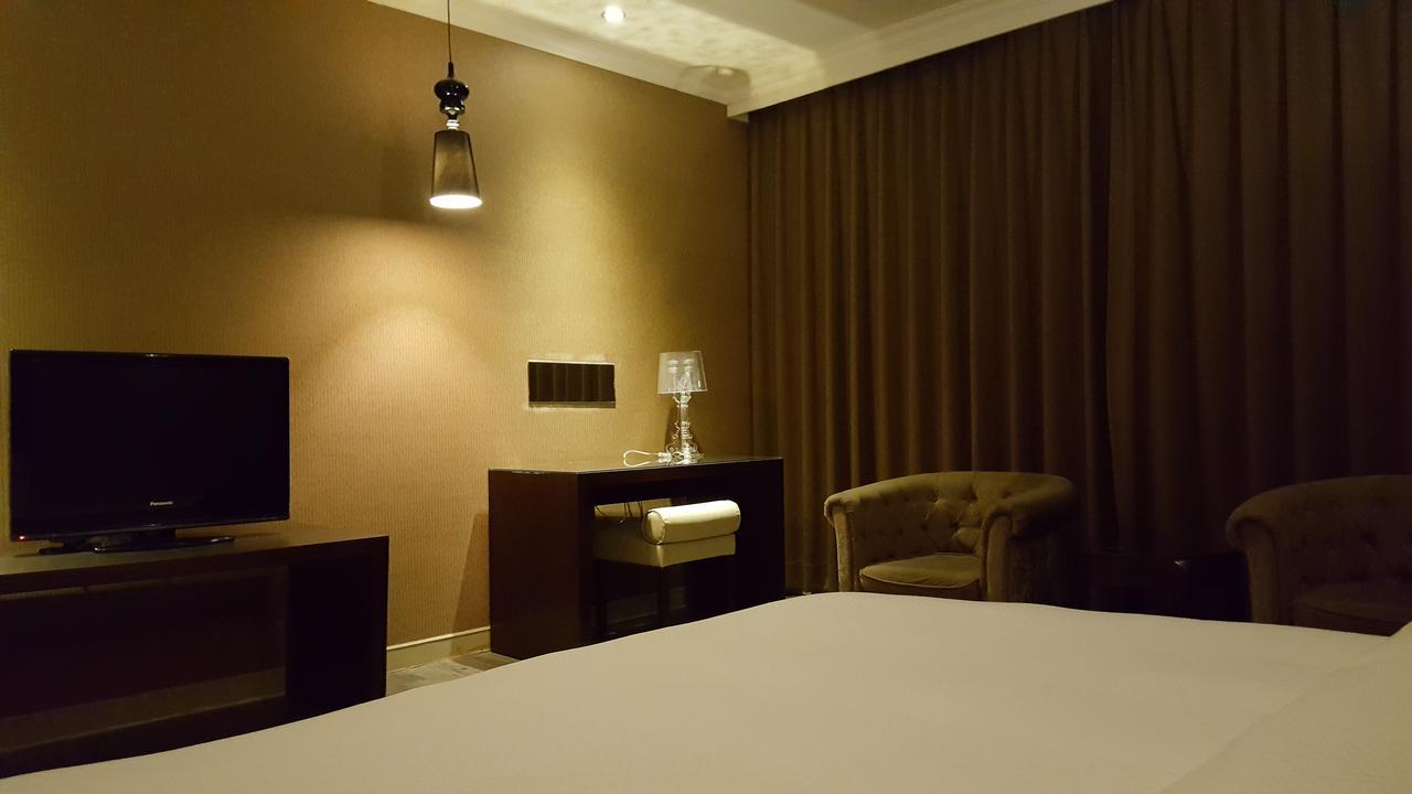 The Riverside Hotel & Motel Cao Hùng Ngoại thất bức ảnh