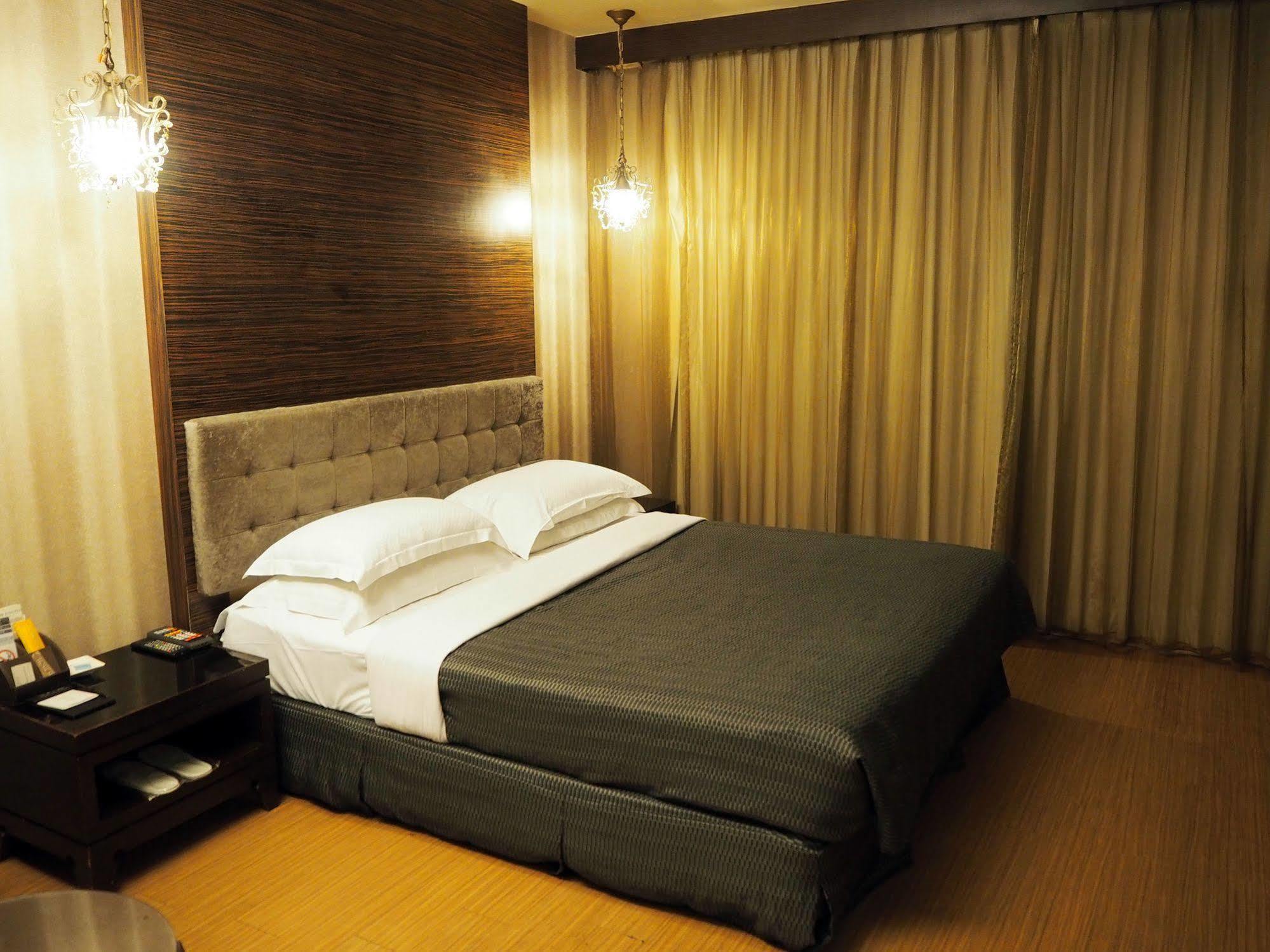 The Riverside Hotel & Motel Cao Hùng Ngoại thất bức ảnh